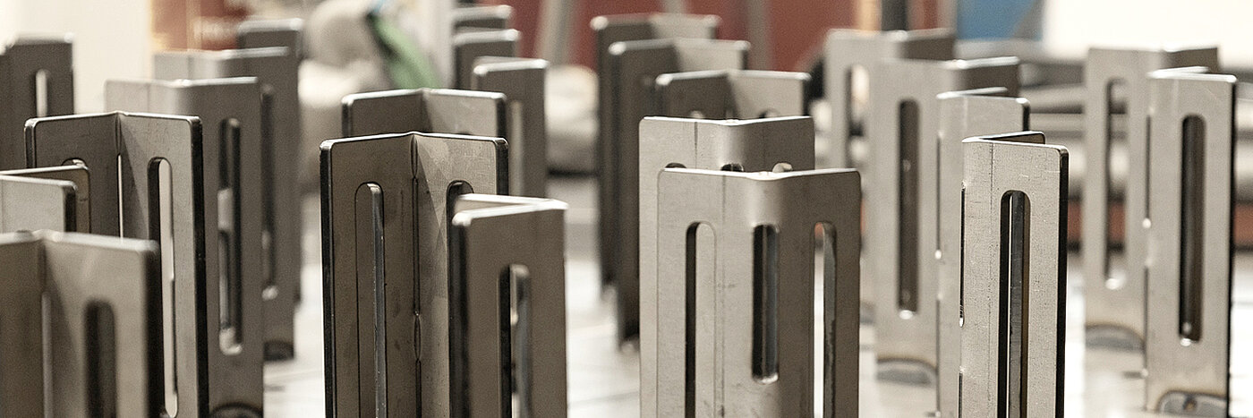 Baugruppenmontage bei B+G Metall - Schweißbaukonstruktionen vom Prototypenbau bis zur Serie. Zertifizierte Schweißfachkräfte fertigen Metallkonstruktionen von klein bis groß. Edelstahl, Aluminium und Stahl schweißen